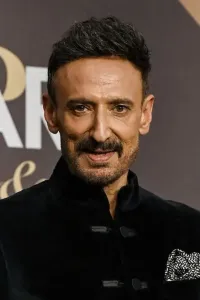 Рахул Дев